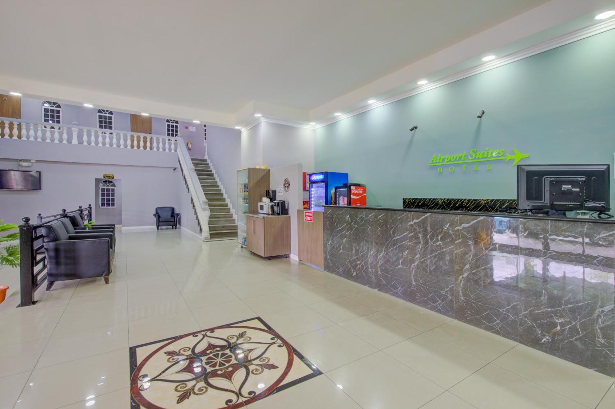 Airport Suites Hotel Piarco Екстериор снимка