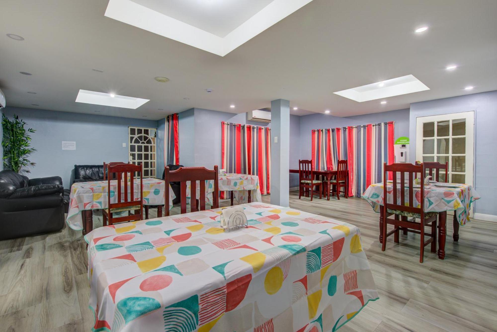 Airport Suites Hotel Piarco Екстериор снимка