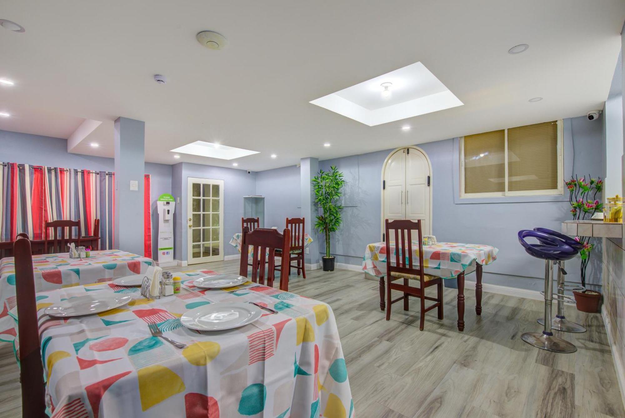 Airport Suites Hotel Piarco Екстериор снимка